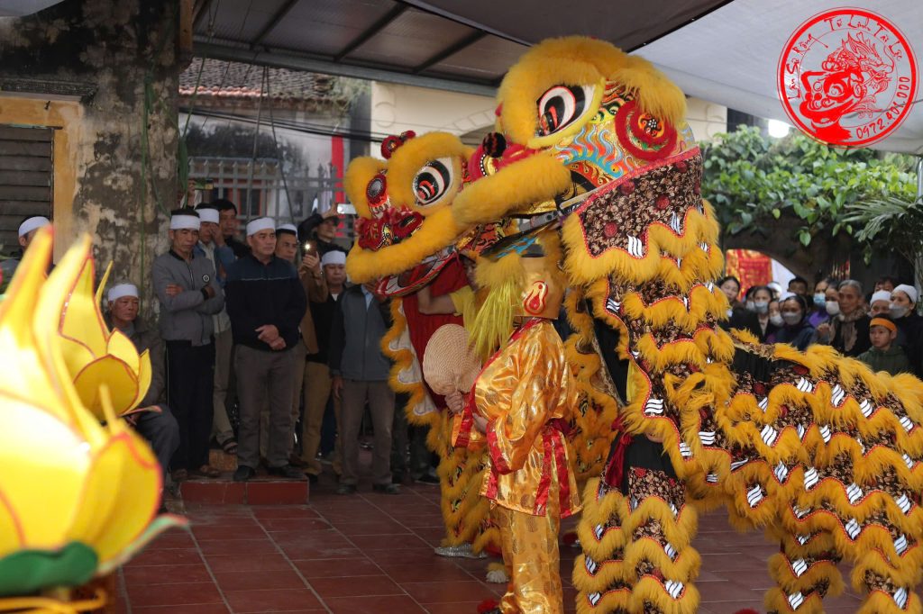 Múa lân báo hiếu trong đám tang miền Bắc, nét đẹp văn hóa tâm linh