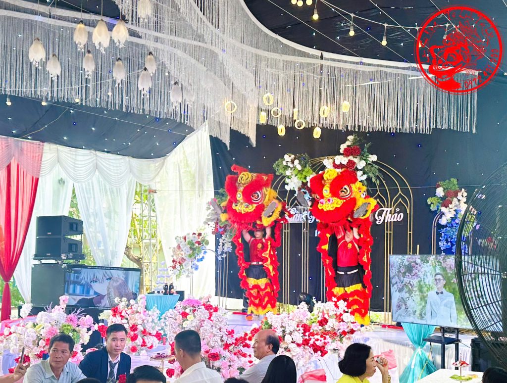 thuê múa lân đám cưới hà nội