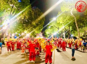 thue-mua-lan-rong-le-hoi-dieu-hanh