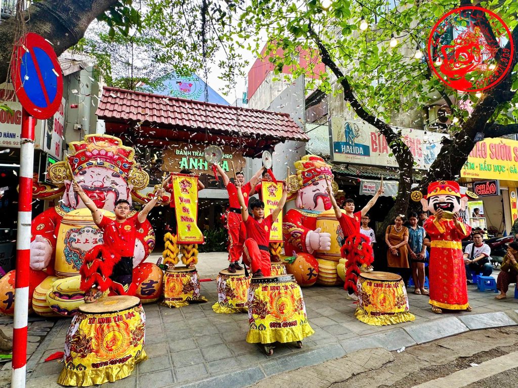 Bánh tráng thịt heo, khai trương, thuê múa lân khai trương, tổ chức khai trương, dịch vụ khai trương, lân sư rồng Hà Nội, múa lân Hà Nội
